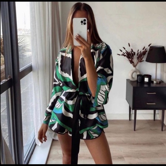 Zara Kimono - Picture 4 of 8